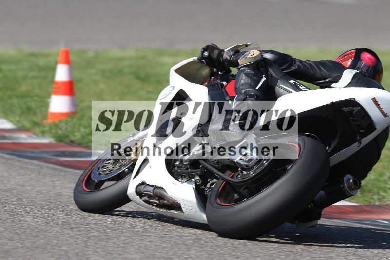 /13 01.05.2025 Speer Racing ADR/Gruppe gelb/302